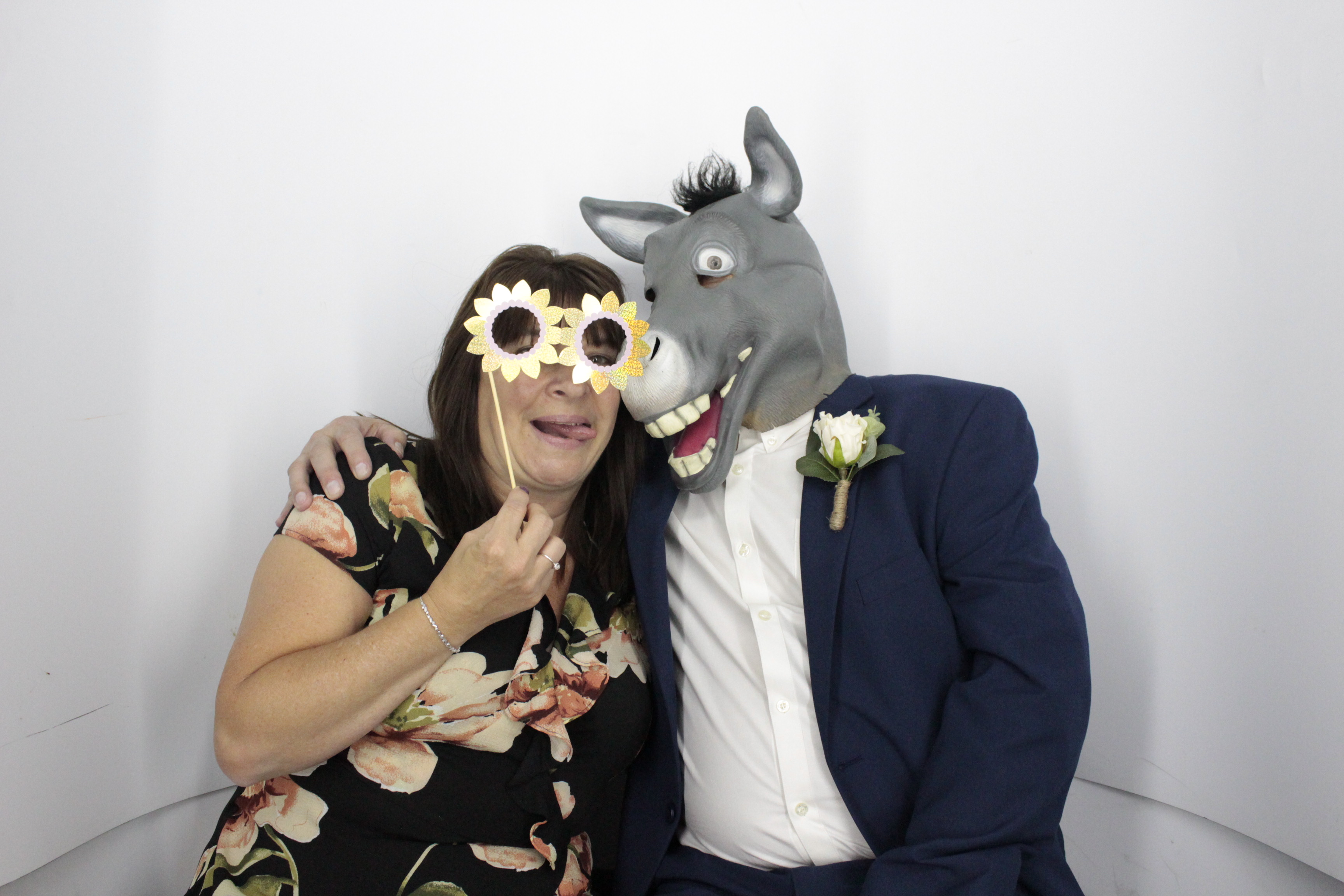 Ian & Angie’s wedding  | View more photos from the event at gallery.myphotoboothexperience.co.uk/u/MyPhotoBoothExperienceLtd/Ian-Angie’s-wedding